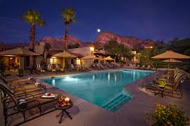 El Conquistador Hilton  Tucson exterior at night